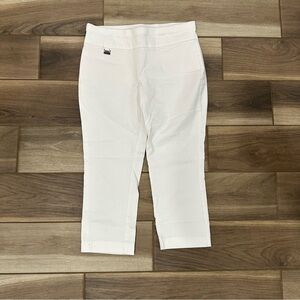 Alfani Women's White Capris